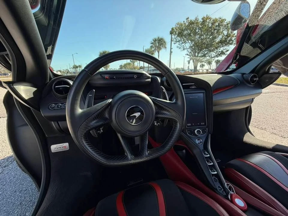 2018 McLaren 720S - Image 15 of 18