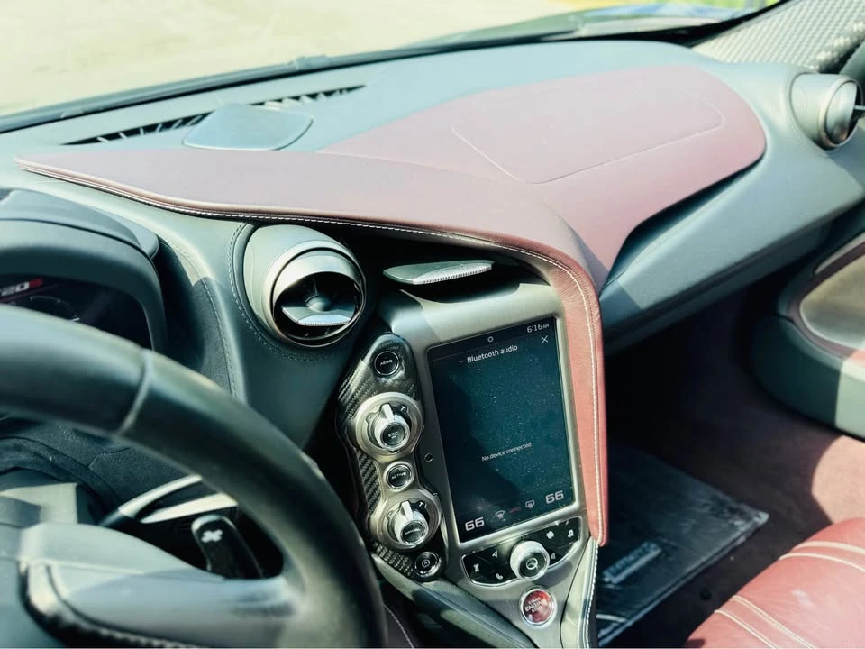 2018 McLaren 720S - Image 8 of 8