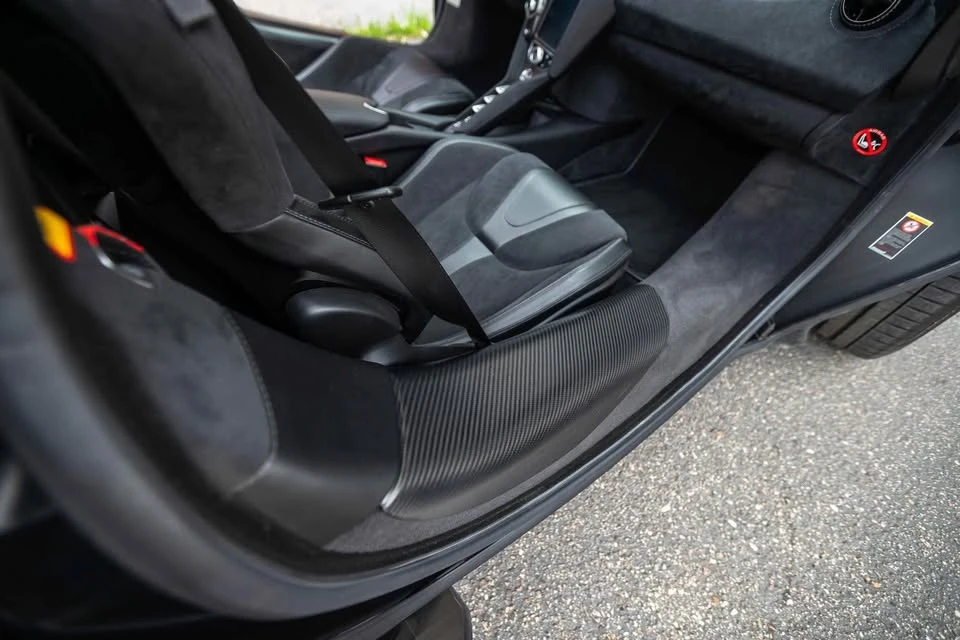 2018 McLaren 720S - Image 16 of 18