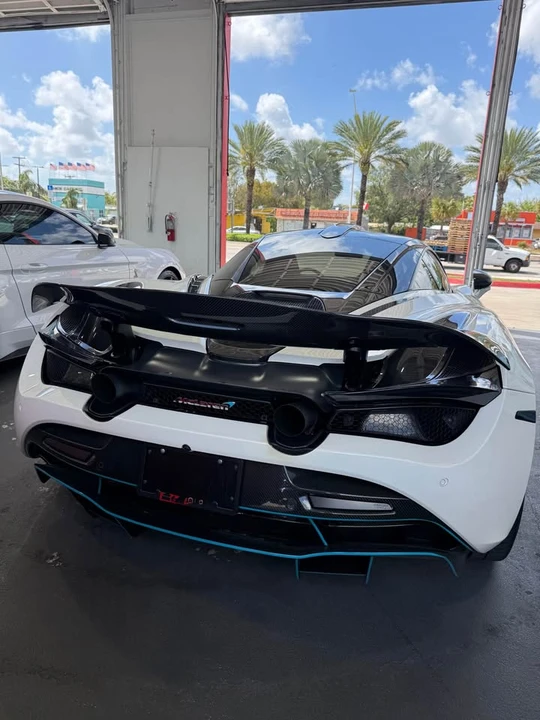 2018 McLaren 720S - Image 6 of 8