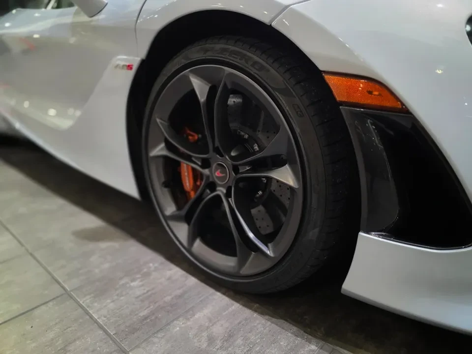 2018 McLaren 720S - Image 8 of 13