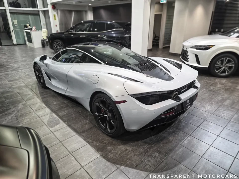 2018 McLaren 720S - Image 2 of 13