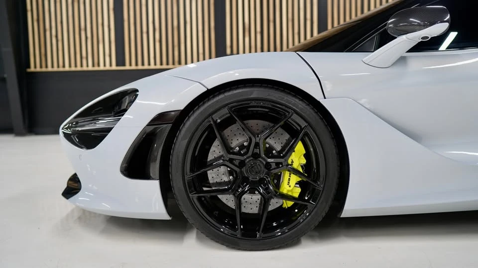 2018 McLaren 720S - Image 6 of 20