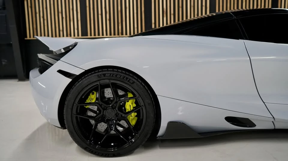 2018 McLaren 720S - Image 16 of 20