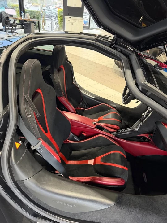 2018 McLaren 720S - Image 8 of 12