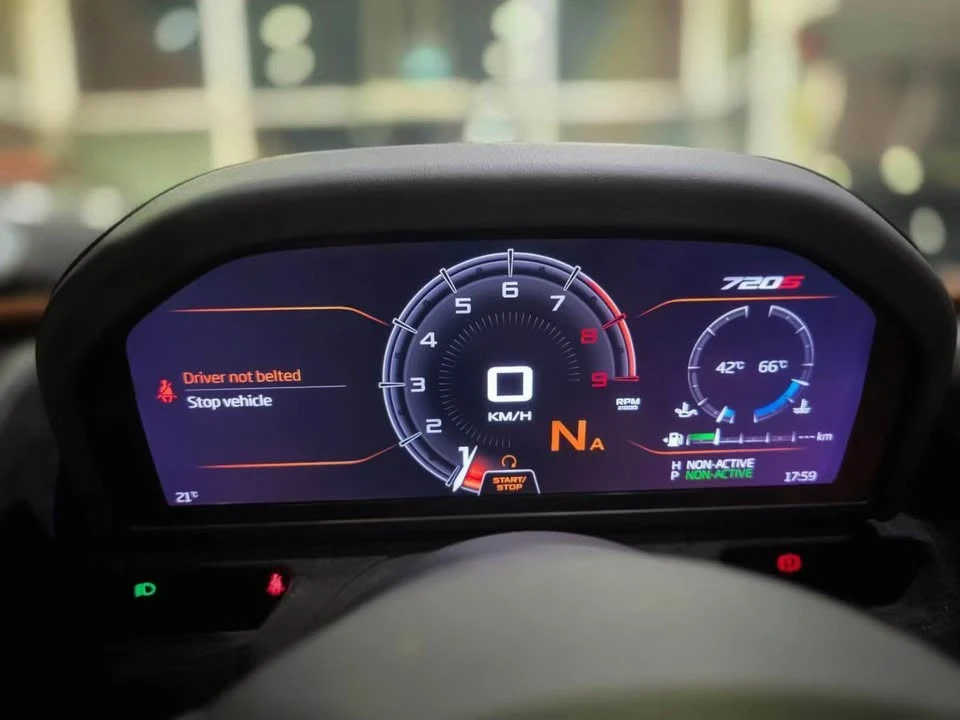 2018 McLaren 720S - Image 8 of 9