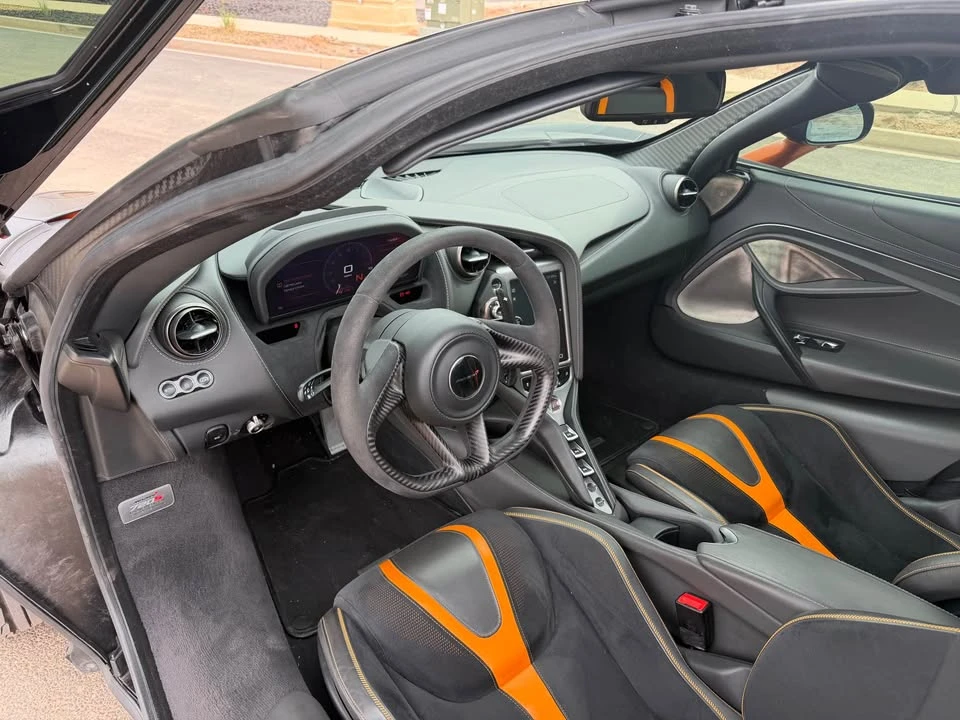 2018 McLaren 720S - Image 9 of 10