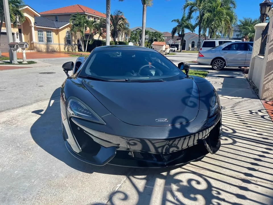 2018 McLaren 720S - Image 6 of 8