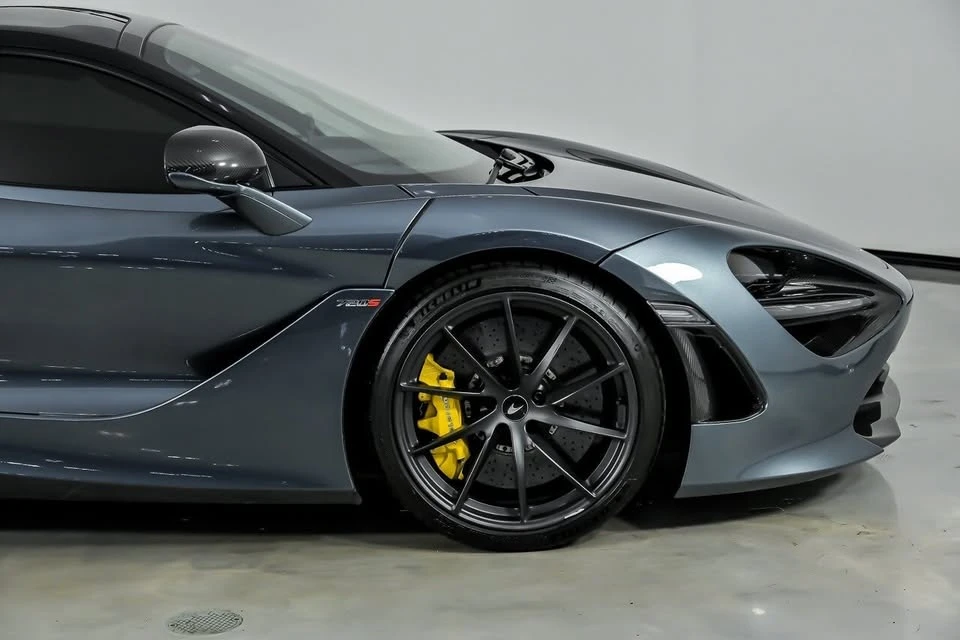 2018 McLaren 720S - Image 17 of 20