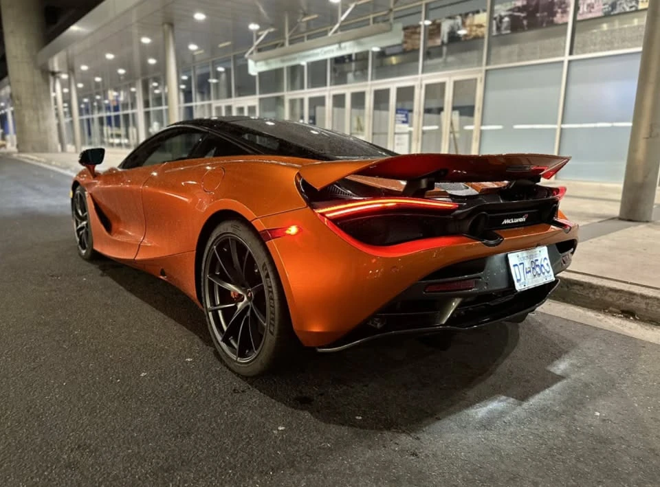 2018 McLaren 720S - Image 4 of 15