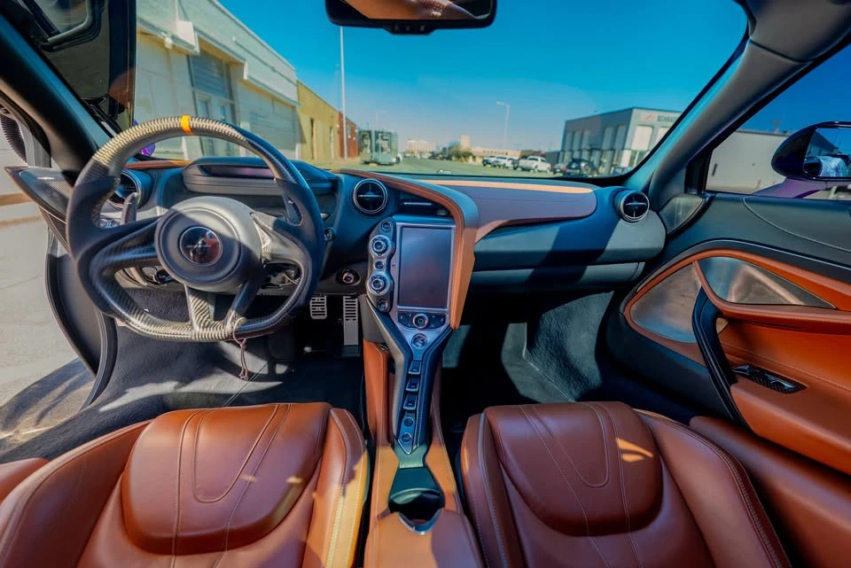 2018 McLaren 720S - Image 9 of 14
