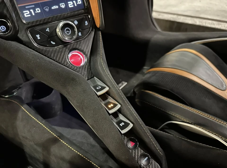 2018 McLaren 720S - Image 14 of 15