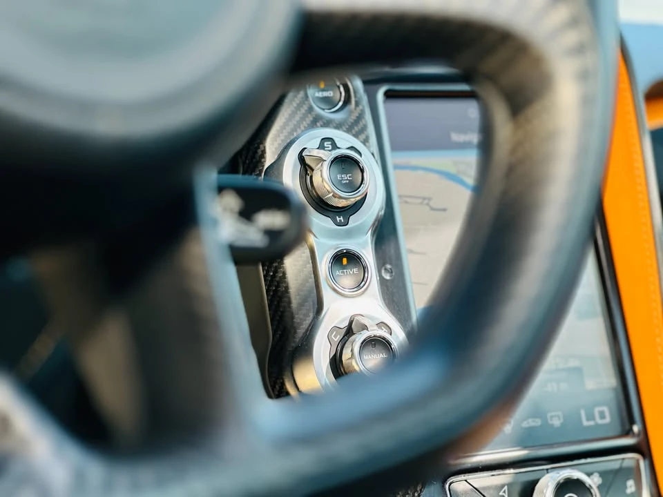 2018 McLaren 720S - Image 17 of 20