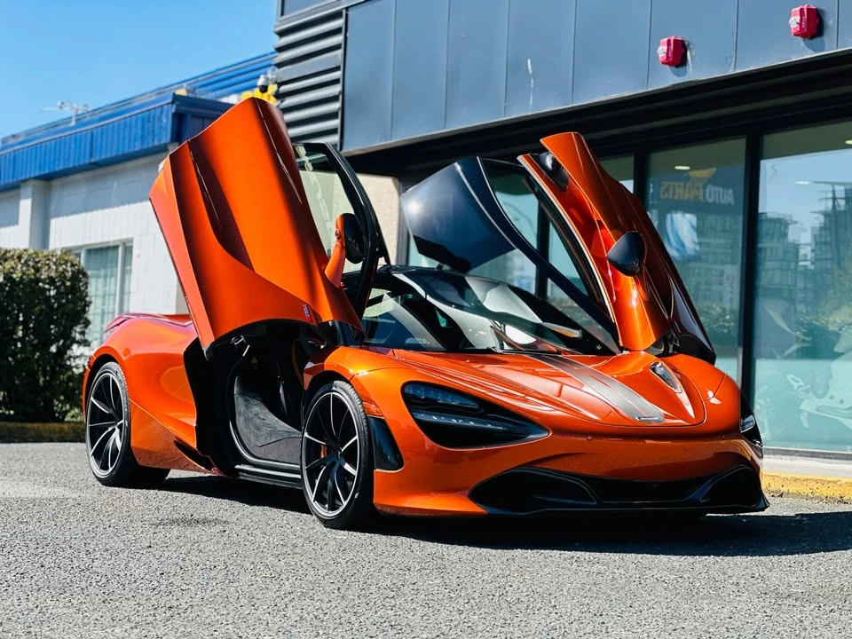 2018 McLaren 720S - Image 2 of 20