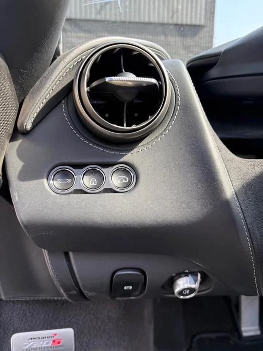 2018 McLaren 720S - Image 11 of 13