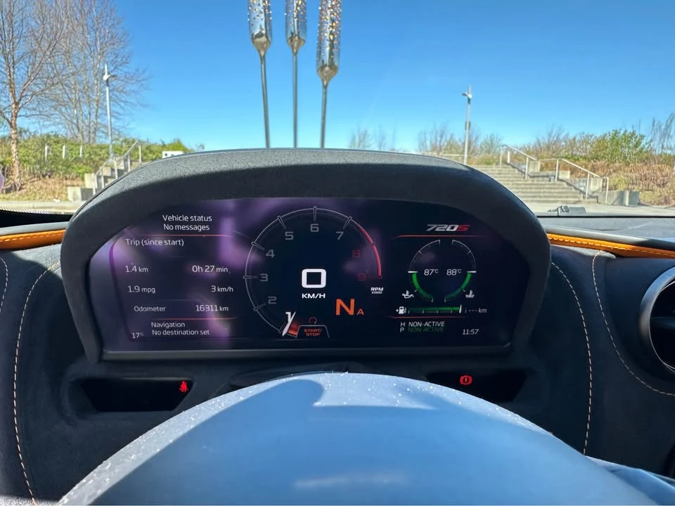 2018 McLaren 720S - Image 7 of 10
