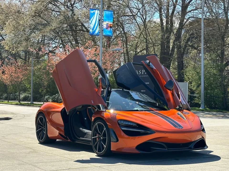 2018 McLaren 720S - Image 2 of 10