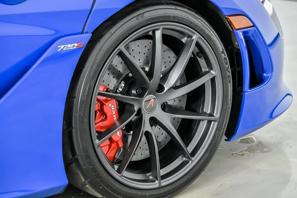 2018 McLaren 720S - Image 19 of 20