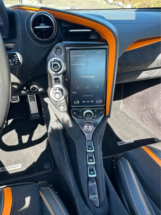 2018 McLaren 720S - Image 8 of 10