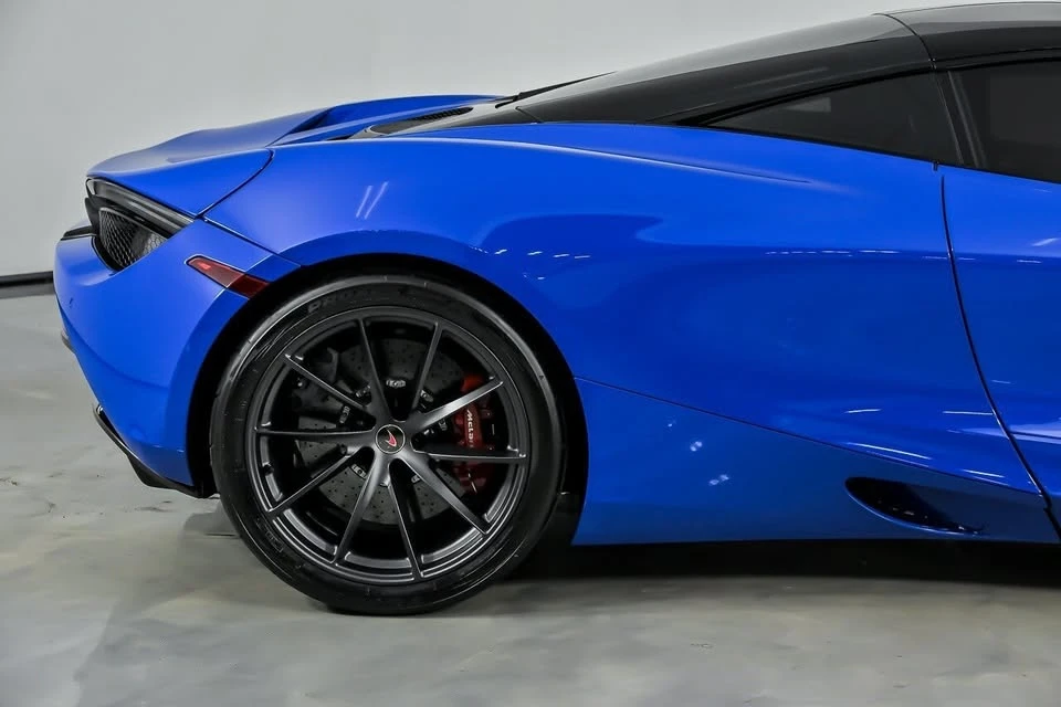 2018 McLaren 720S - Image 13 of 20