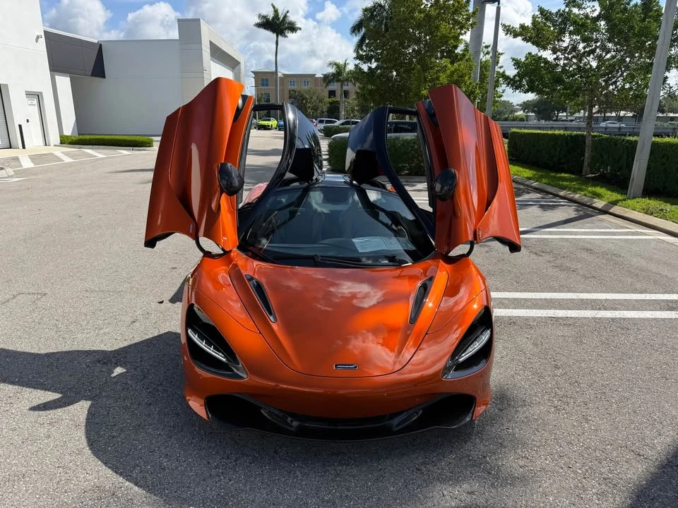 2018 McLaren 720S - Image 9 of 13