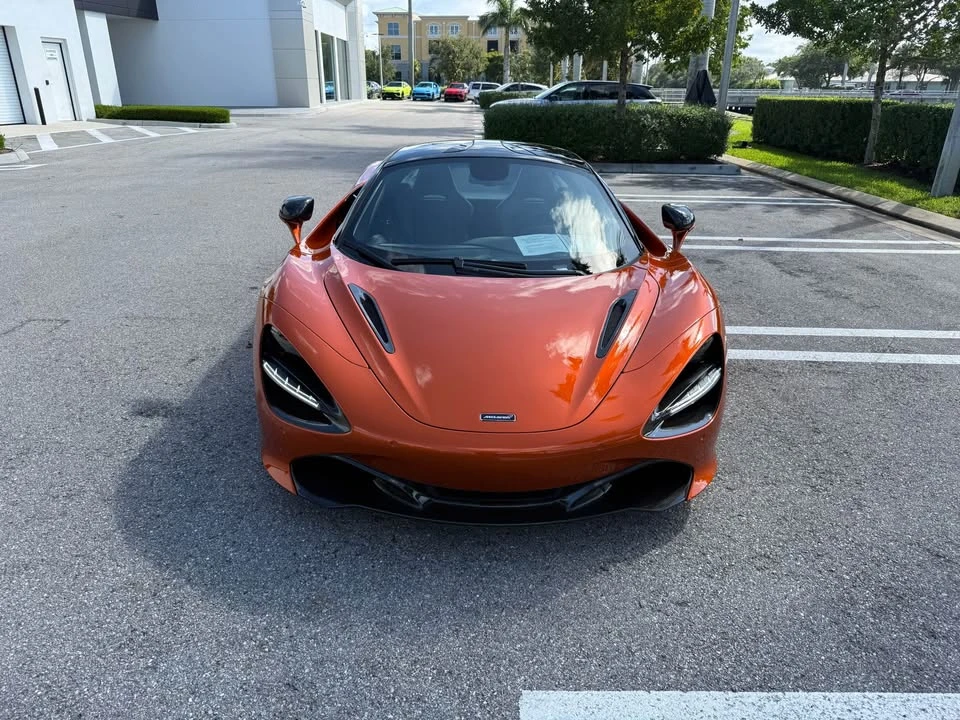 2018 McLaren 720S - Image 2 of 13