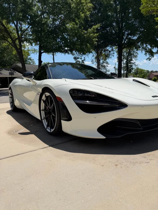 2018 McLaren 720S - Image 10 of 14