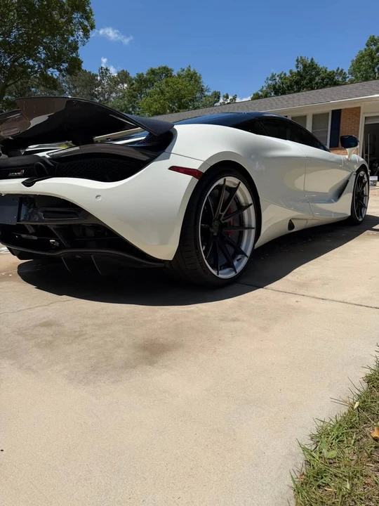 2018 McLaren 720S - Image 11 of 14