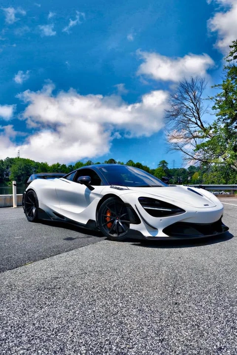 2018 McLaren 720S - Image 2 of 19