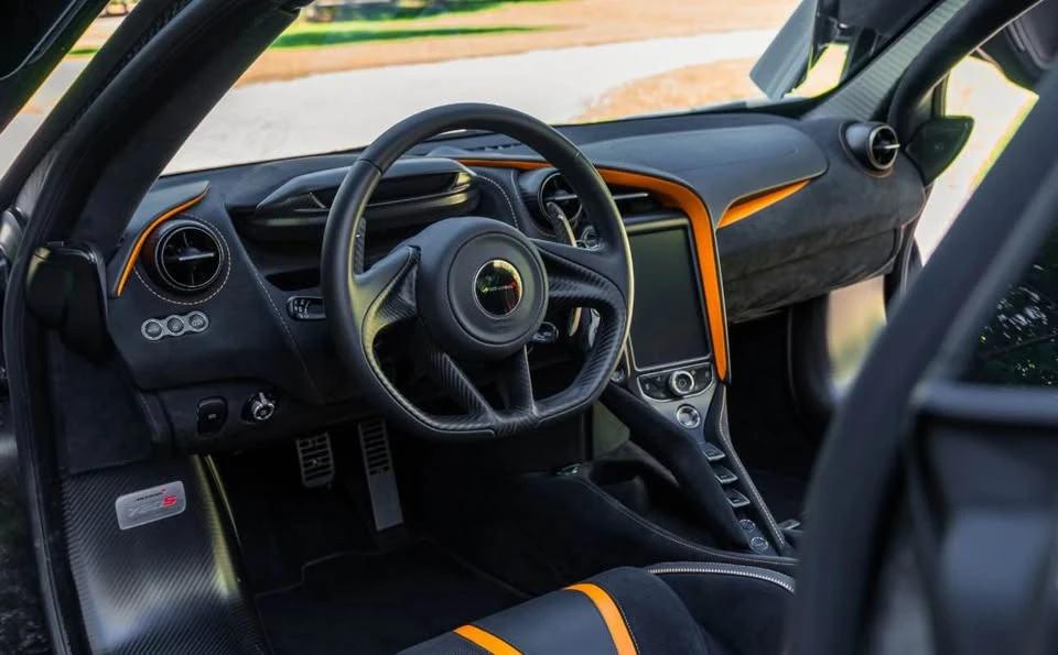 2018 McLaren 720S - Image 15 of 19