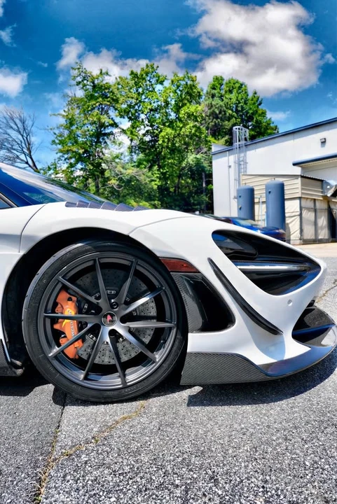 2018 McLaren 720S - Image 8 of 19