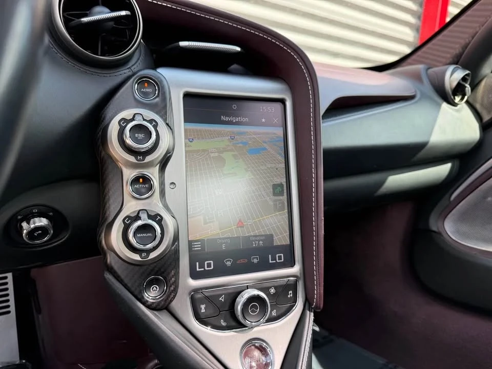 2018 McLaren 720S - Image 15 of 19