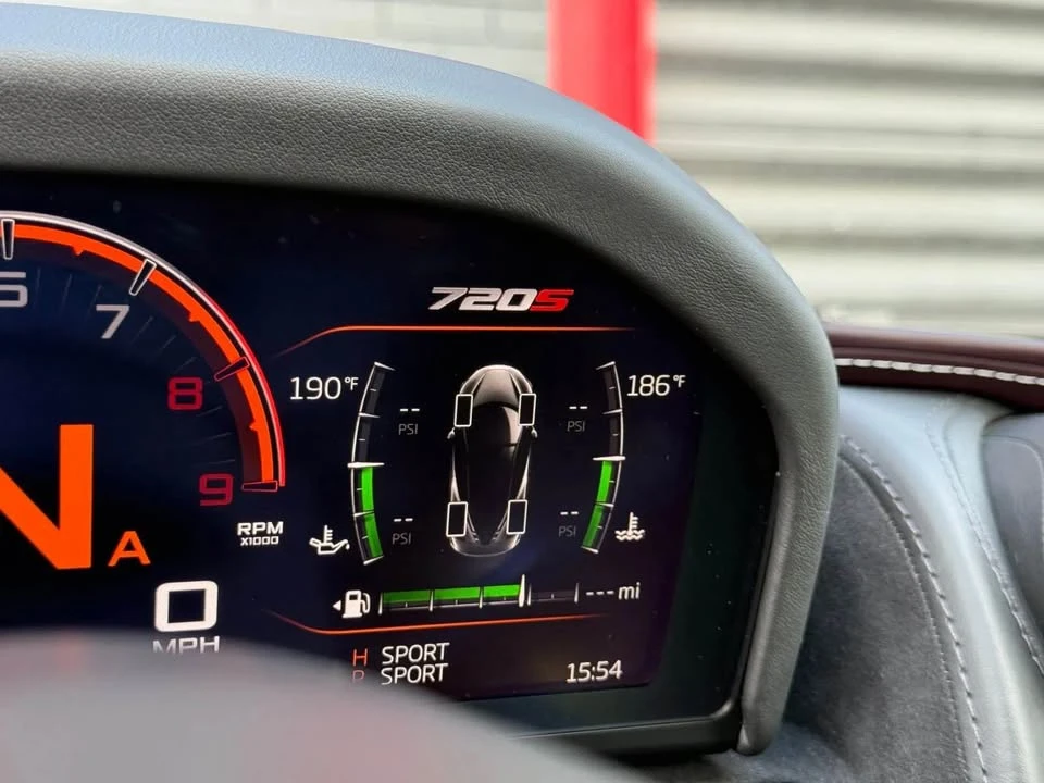 2018 McLaren 720S - Image 16 of 19