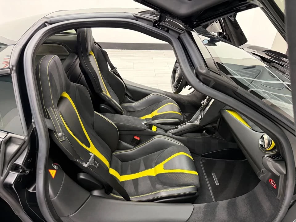 2018 McLaren 720S - Image 18 of 20