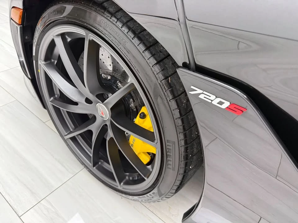 2018 McLaren 720S - Image 6 of 20
