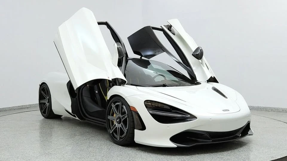 2018 McLaren 720S - Image 12 of 20