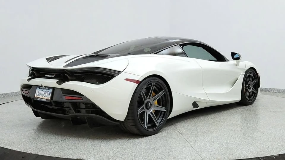 2018 McLaren 720S - Image 5 of 20