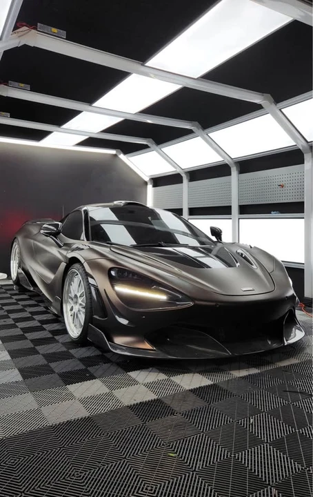 2018 McLaren 720S - Image 2 of 5