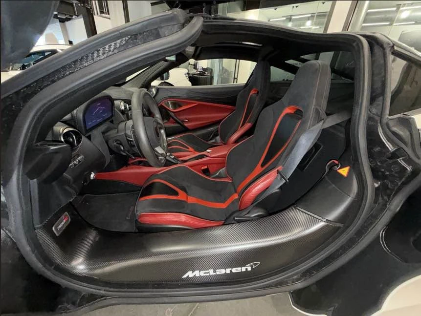 2018 McLaren 720S - Image 4 of 5