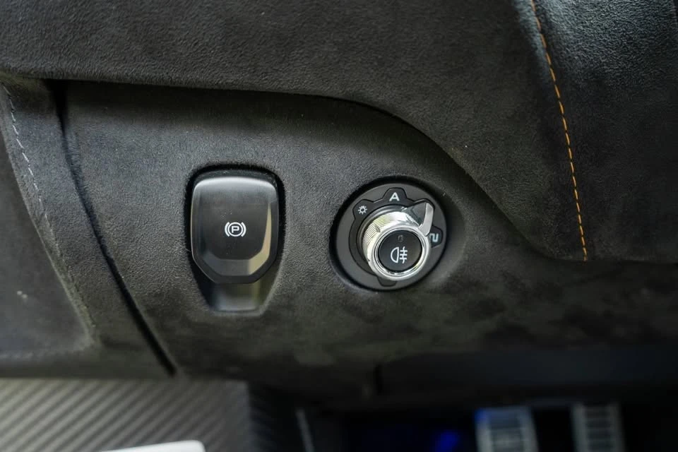 2018 McLaren 720S - Image 16 of 20