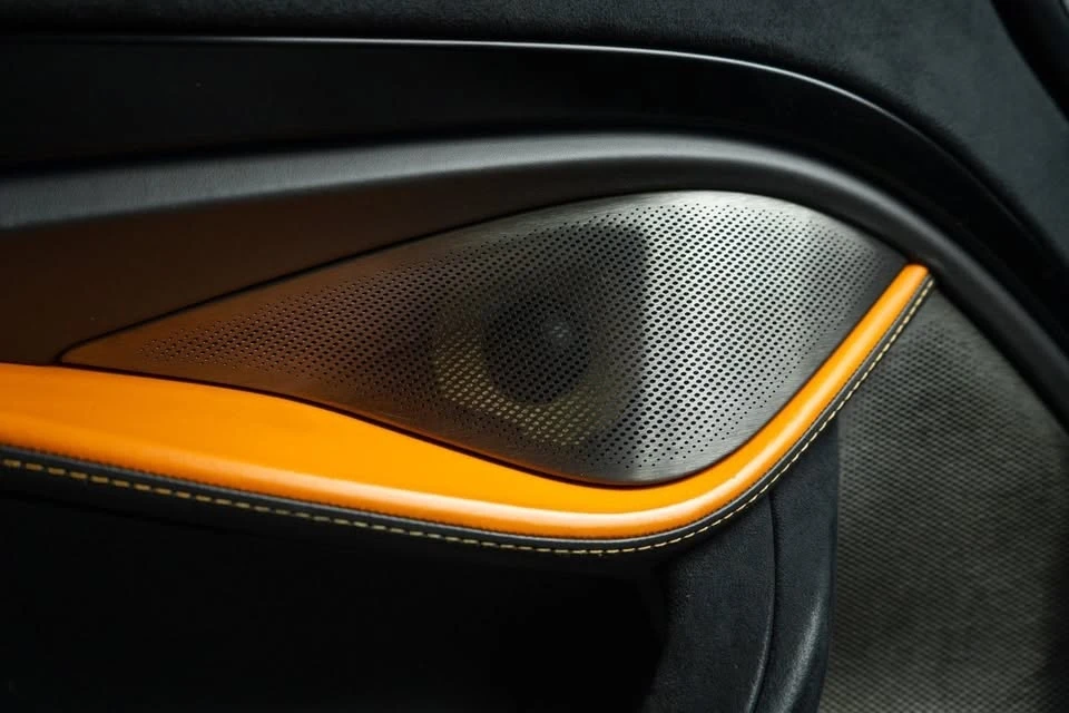 2018 McLaren 720S - Image 13 of 20
