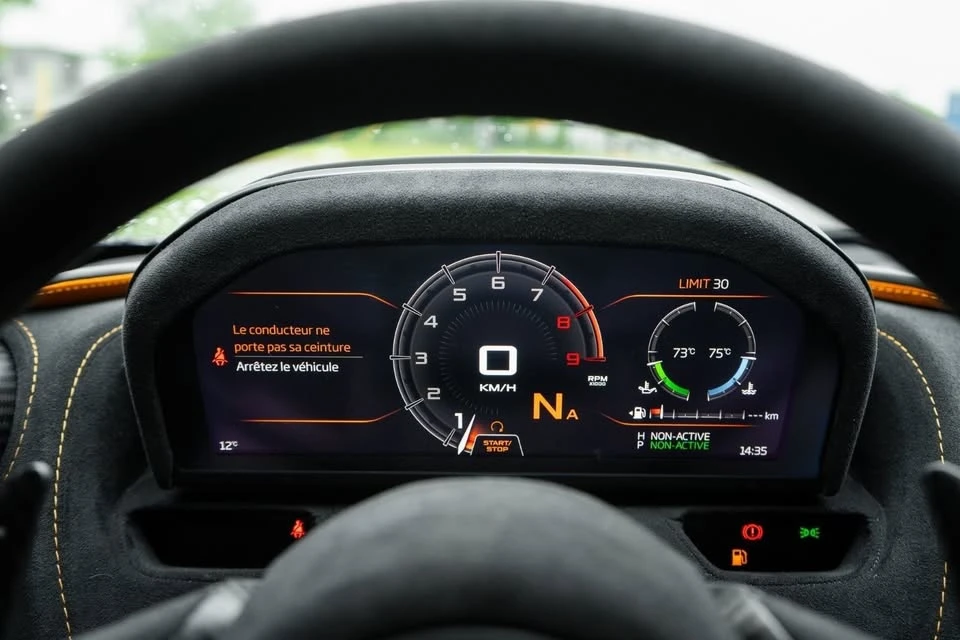 2018 McLaren 720S - Image 17 of 19