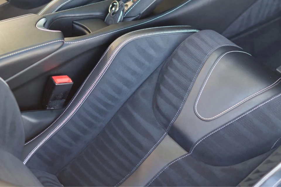 2018 McLaren 720S - Image 16 of 19