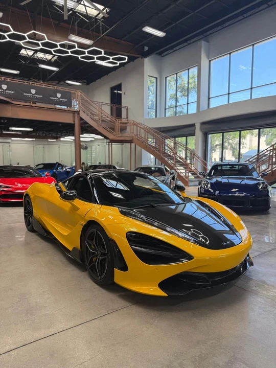2018 McLaren 720S - Image 4 of 8