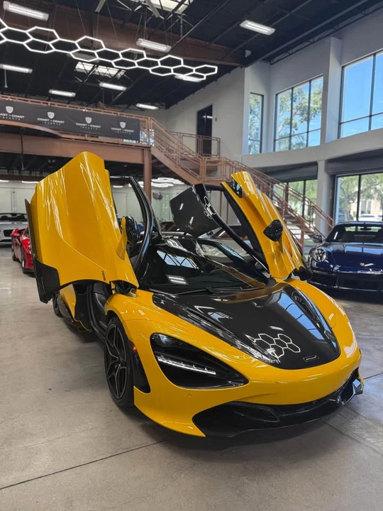 2018 McLaren 720S - Image 2 of 8
