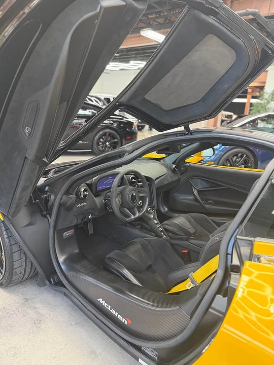 2018 McLaren 720S - Image 8 of 8