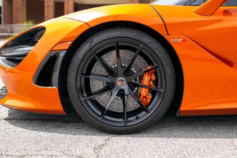 2018 McLaren 720S - Image 6 of 20