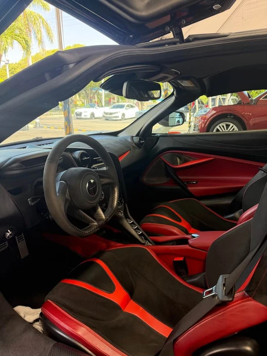 2018 McLaren 720S - Image 9 of 11