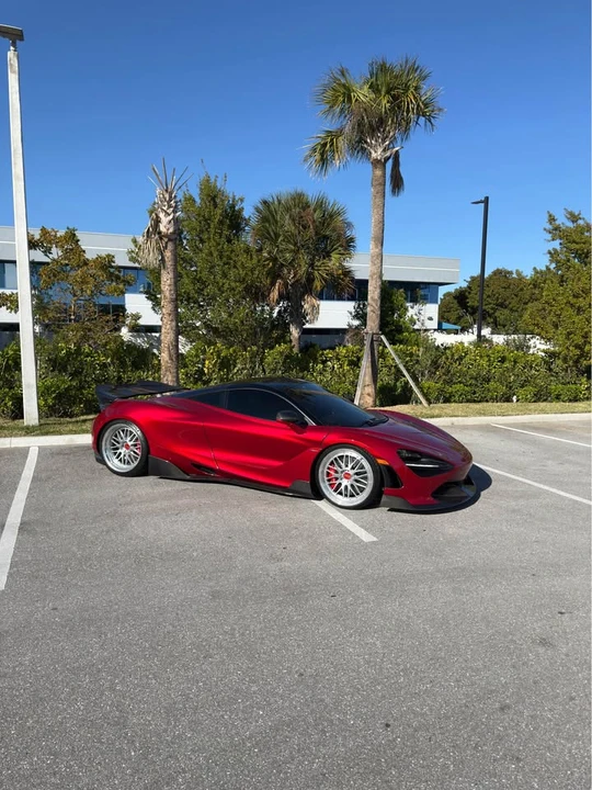 2018 McLaren 720S - Image 6 of 20