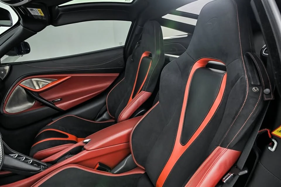 2018 McLaren 720S - Image 18 of 20